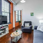 Ny Style Centric Loft With King Bed By Park Av.