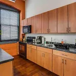 Modern Loft Style On Monroe By Dwtn & Park Ave
