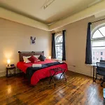 King Bed W/ Panoramic Views Of Dt!