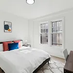 East 636I Cozy & Comfy I Downtown I Gym