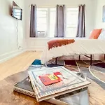Studio Near Downtownwi-Fiqueenbdhighfall