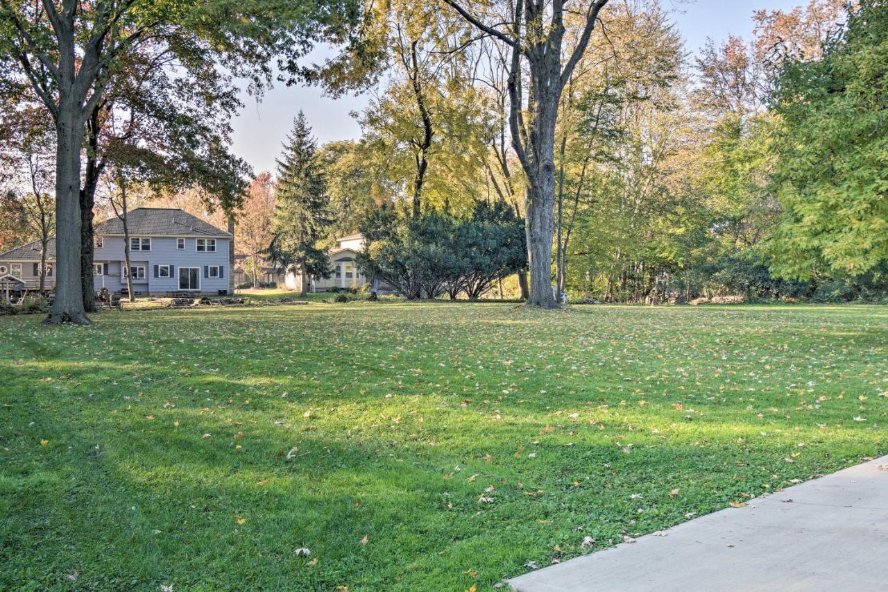Holiday home House With Fire Pit, Grill And Patio! Rochester