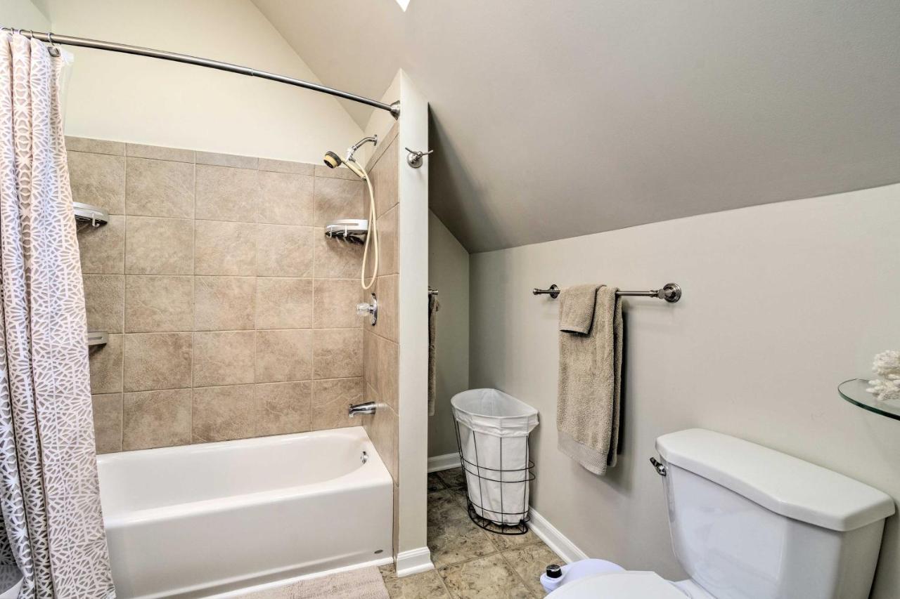 House With Fire Pit, Grill And Patio! * Rochester