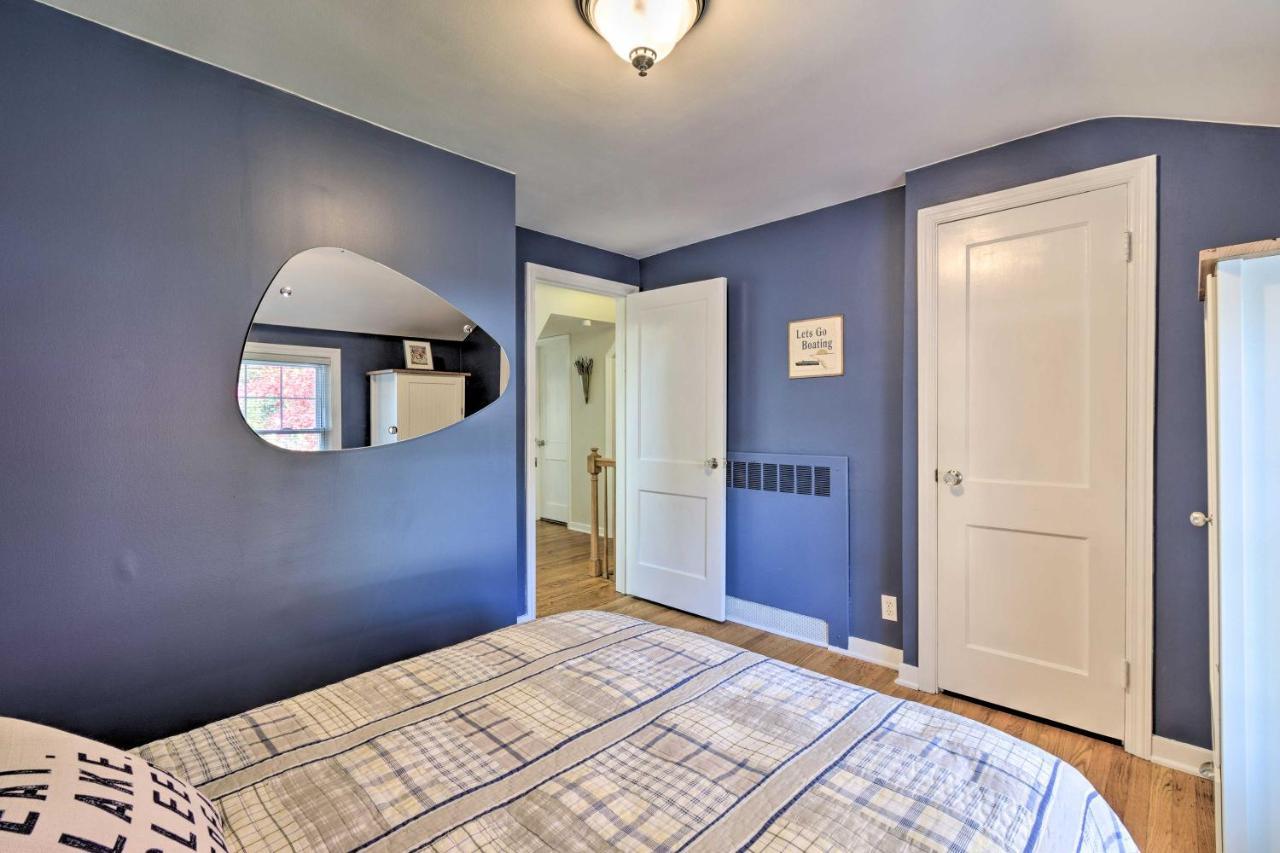 Holiday home House With Fire Pit, Grill And Patio! Rochester