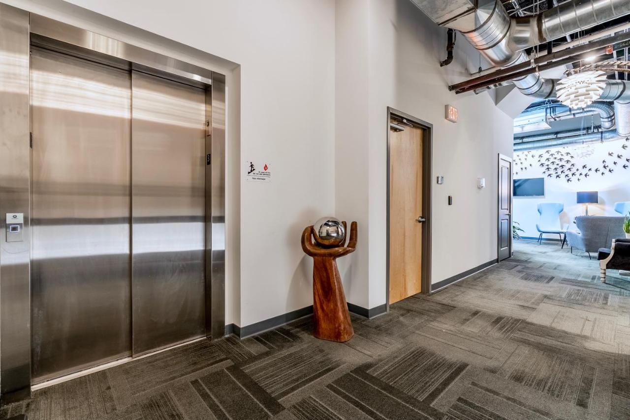 Lofted Living - Beautiful Luxury Loft In The Heart Of Roc