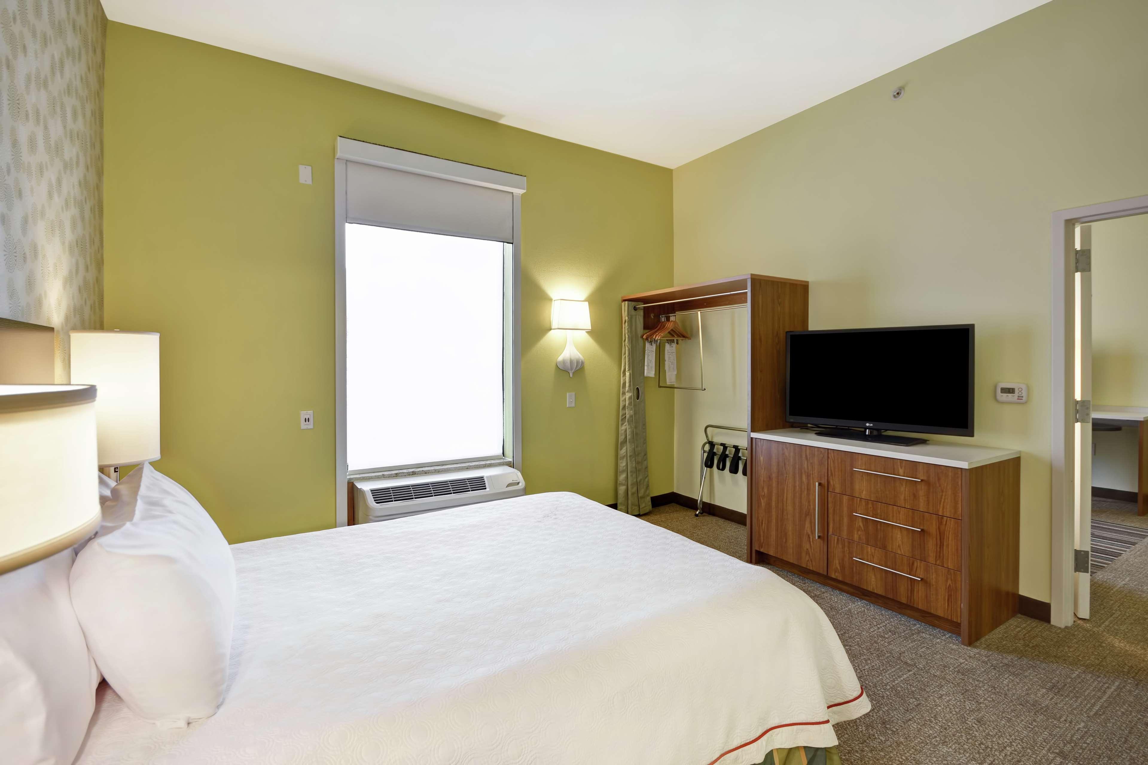 Home2 By Hilton Henrietta, Ny Hotel