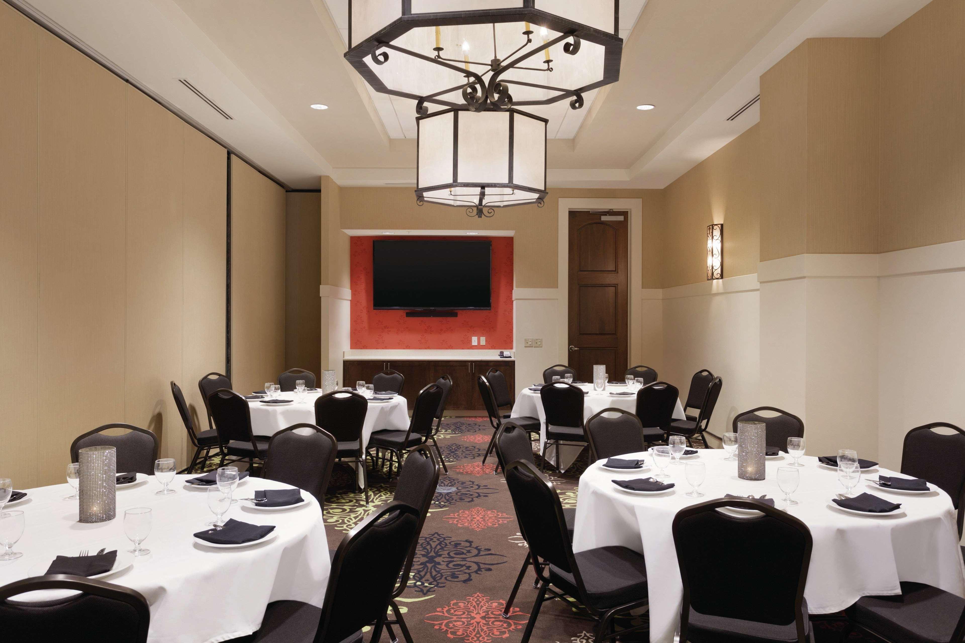 Hilton Garden Downtown, Ny Hotel Rochester
