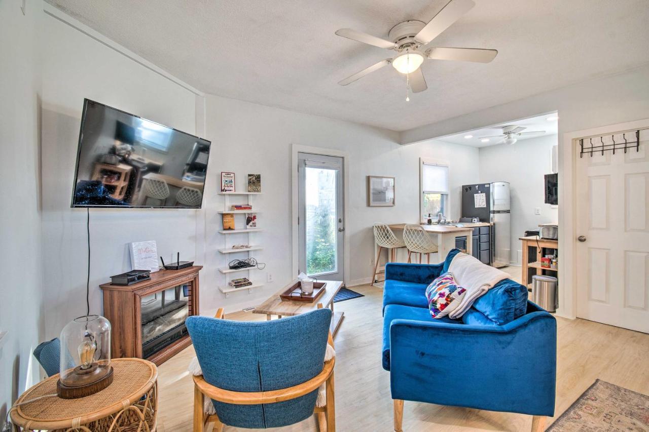 Apartment Cozy Gem Patio, Downtown Location! *