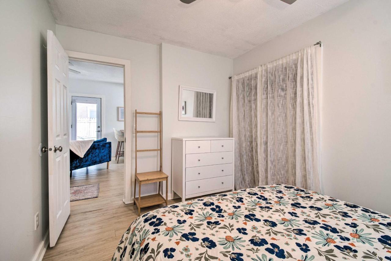 Apartment Cozy Gem Patio, Downtown Location! Rochester