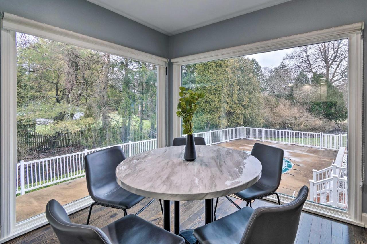 Spacious With Heated Pool And Hot Tub! * Rochester