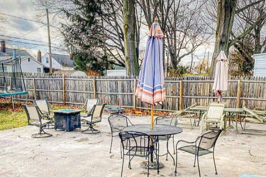 Holiday home Adorable&cozy Suburban Mins From Dwtn/airport *