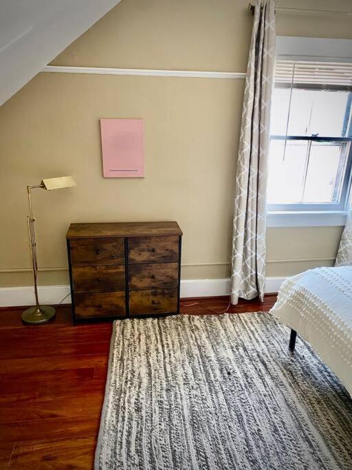 Apartment Artist Retreat Near Sites *