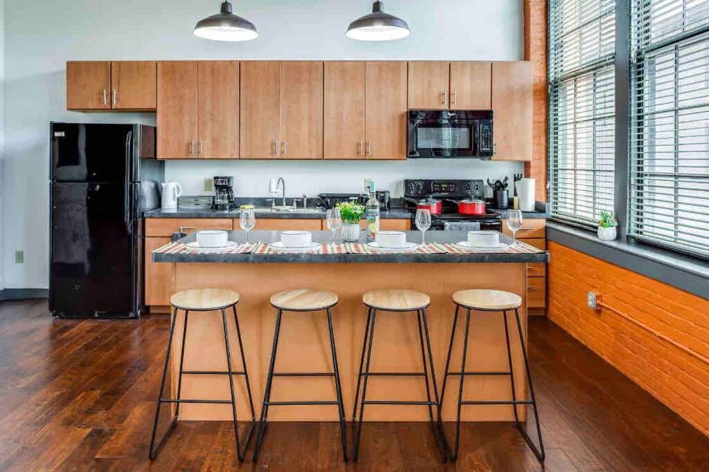 Ny Style Centric Loft With King Bed By Park Av. Apartment *