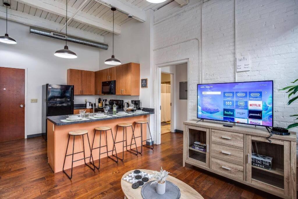 Ny Style Centric Loft W/ Kingbed * Rochester