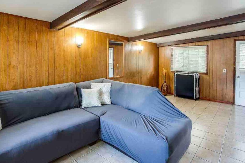 {hot Tub In Ranch} Mins To Airport/uofr/strng/dwtn Holiday home Rochester