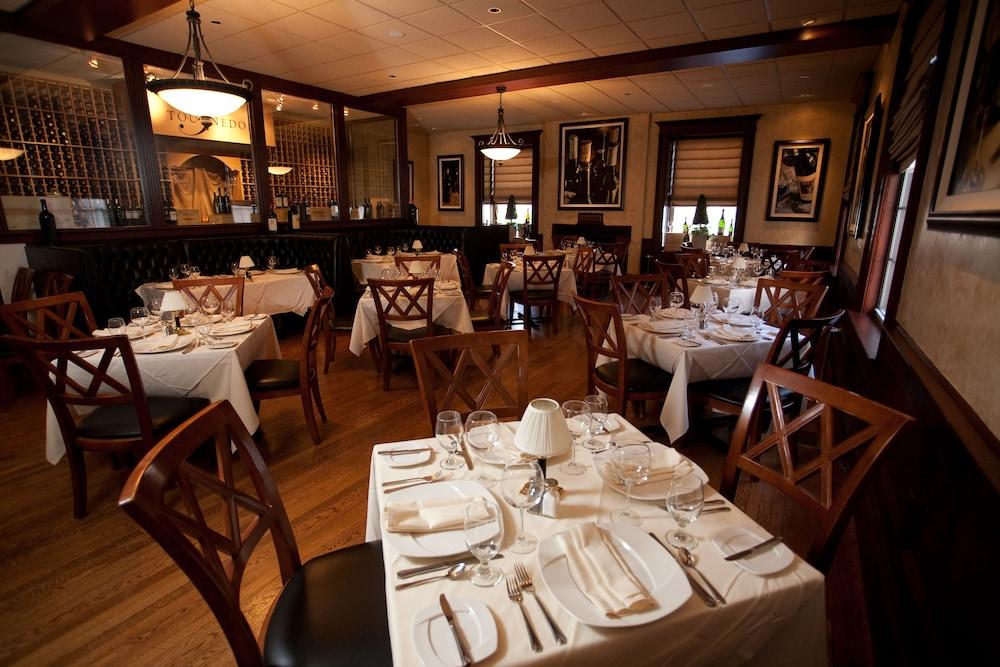 Inn On Broadway