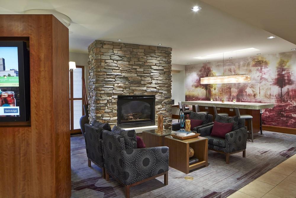 Courtyard By Marriott Brighton Hotel 3*