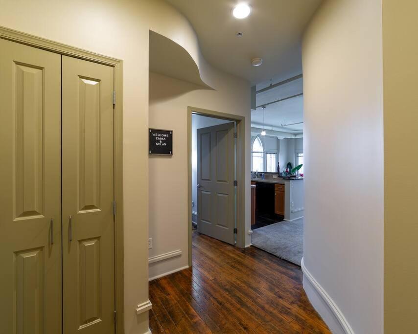 Apartment King Bed W/ Panoramic Views Of Dt!
