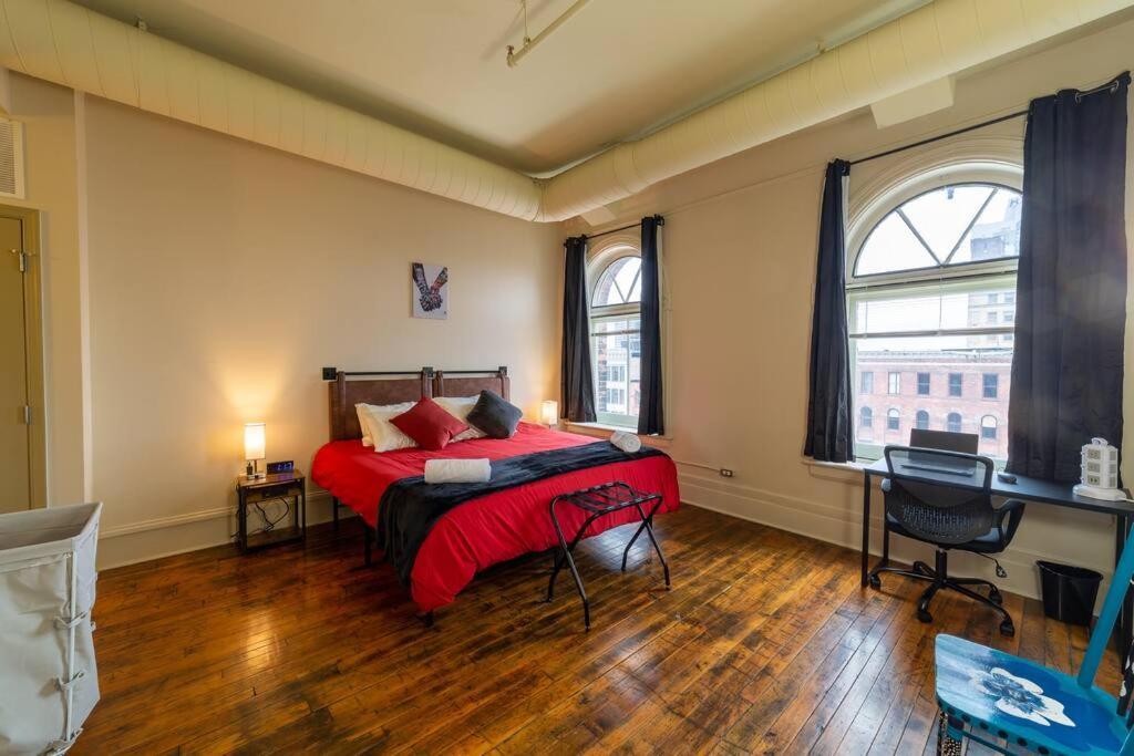 Apartment King Bed W/ Panoramic Views Of Dt!