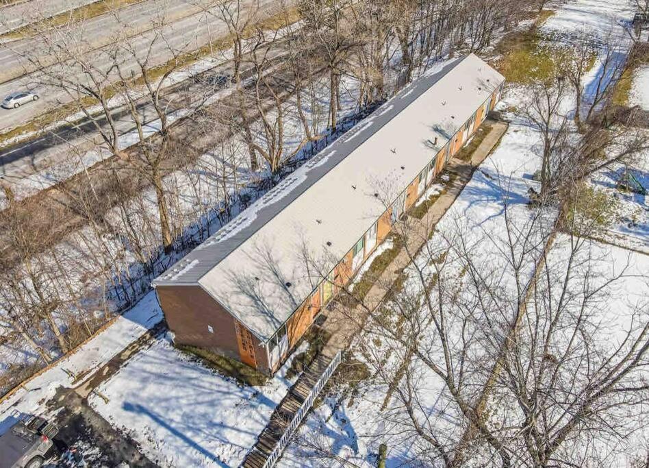 Apartment W/ King Bed Near Dwtd Rochester