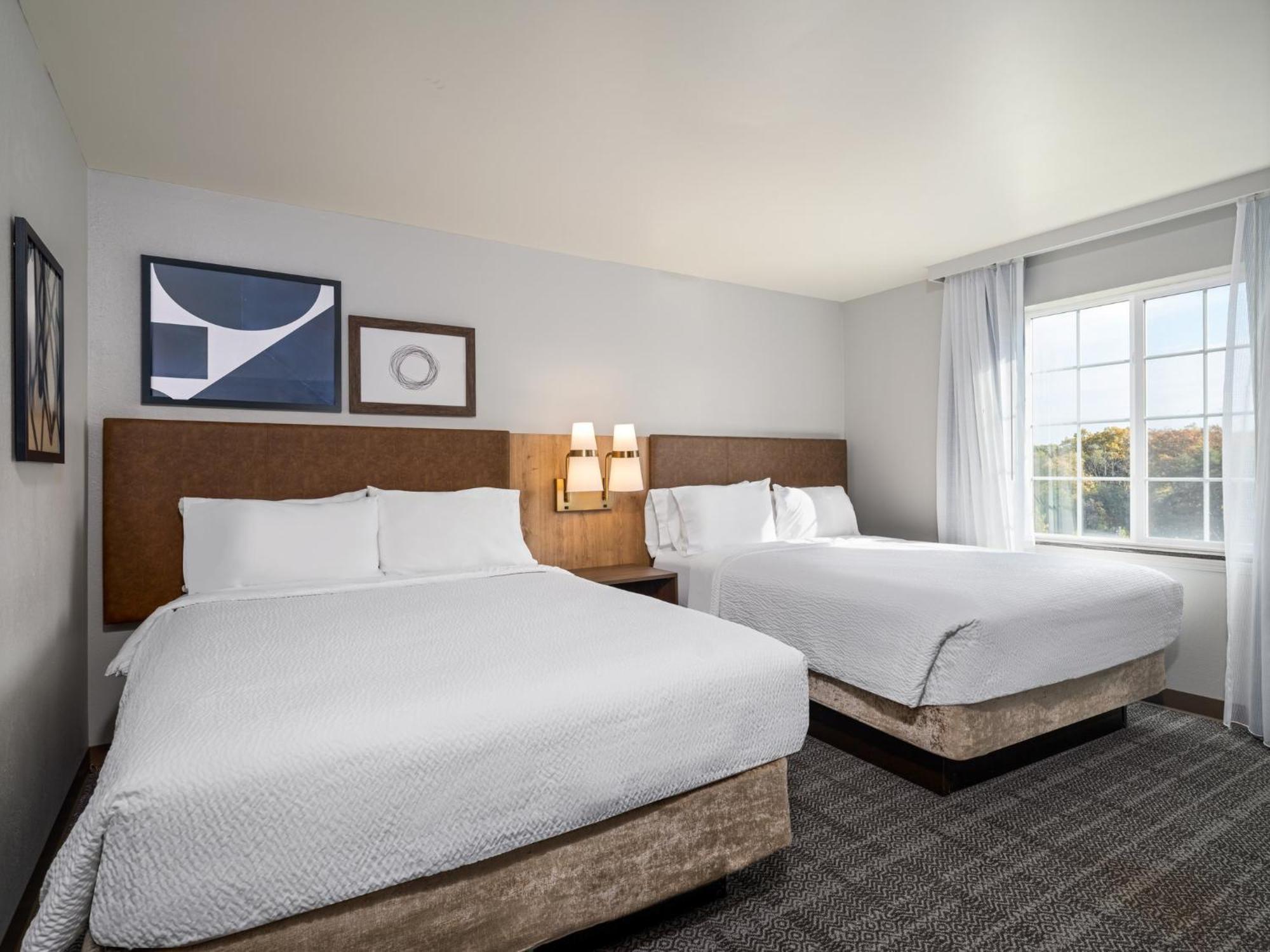 Staybridge By Ihg 3*