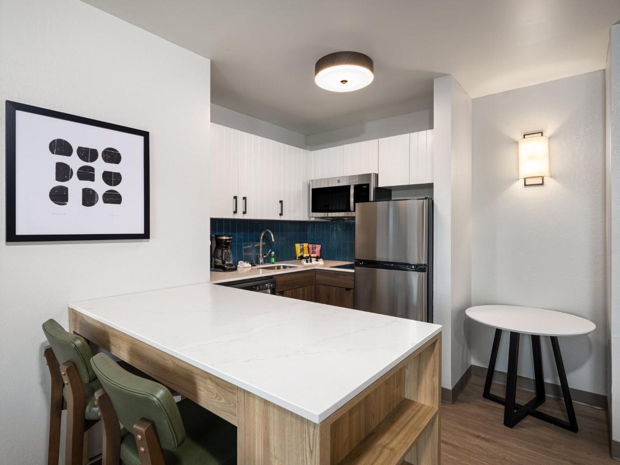Staybridge By Ihg 3*