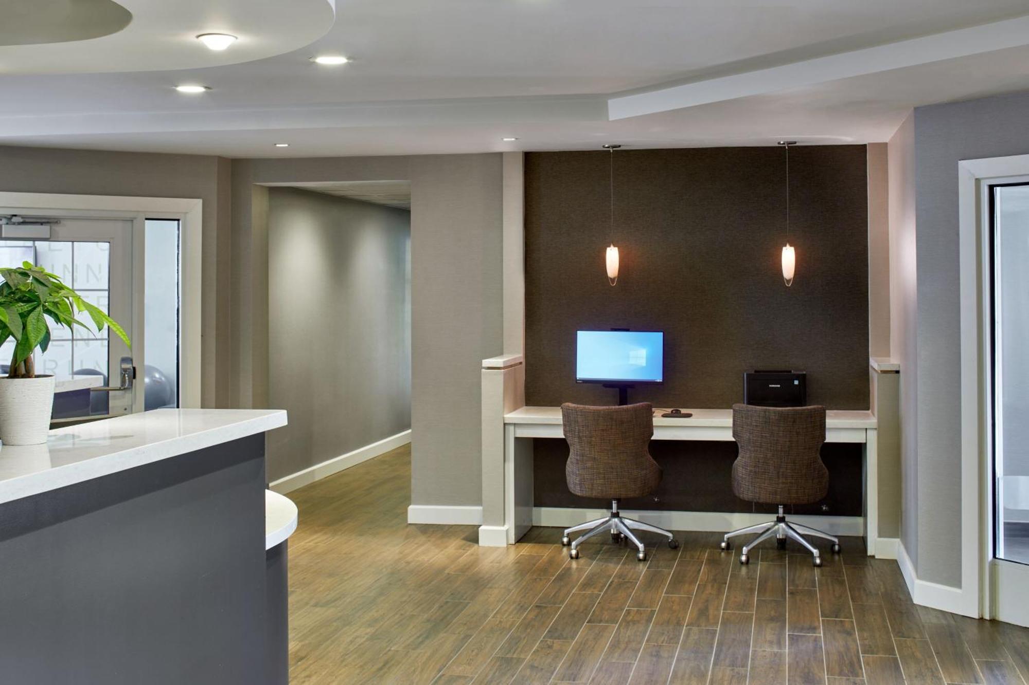 By Marriott West Greece 3*
