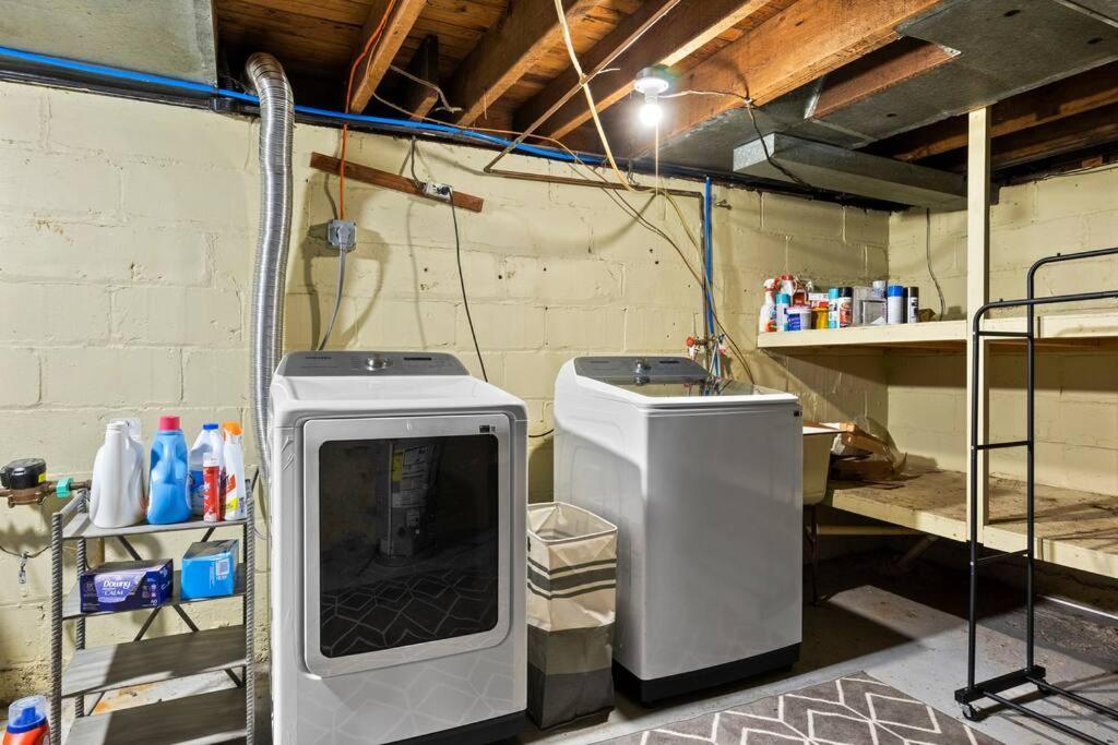 Gem: 3br Near All! * Rochester