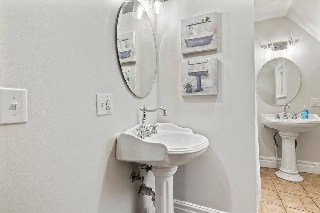 Holiday home Gem: 3br Near All! Rochester
