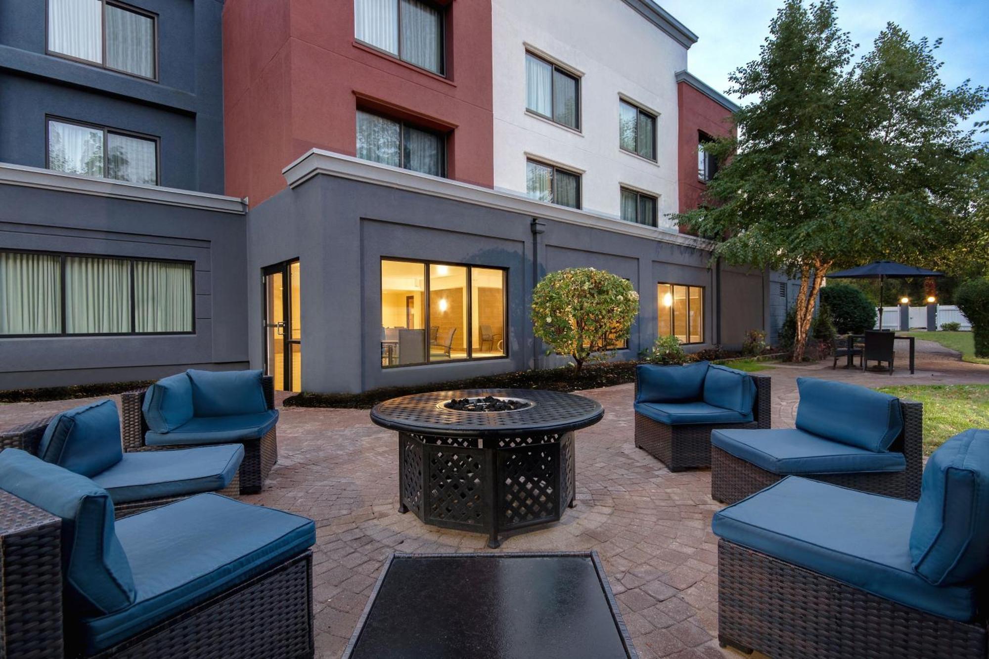 Fairfield And By Marriott West/greece 3* Rochester
