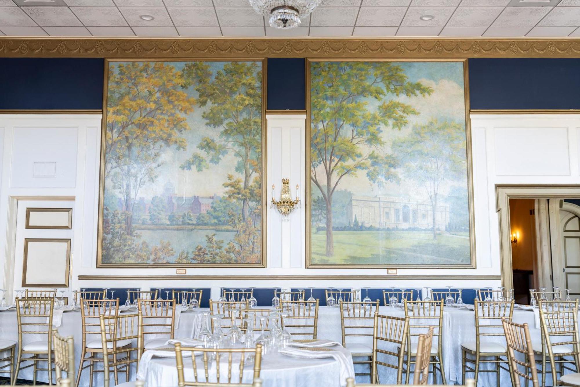 Inn On Broadway 4*