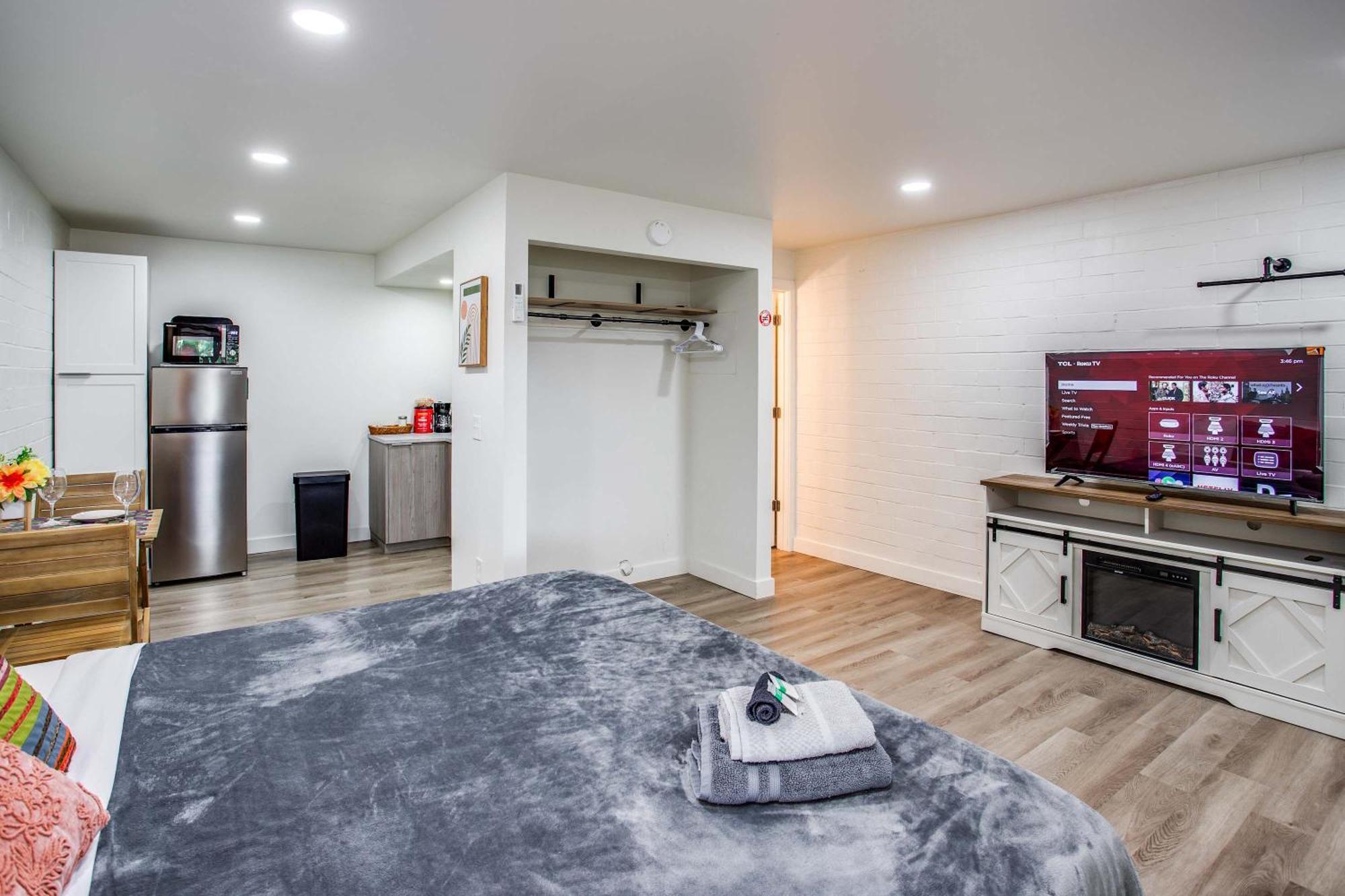 Apartment Newly Renovated Bright Rochester