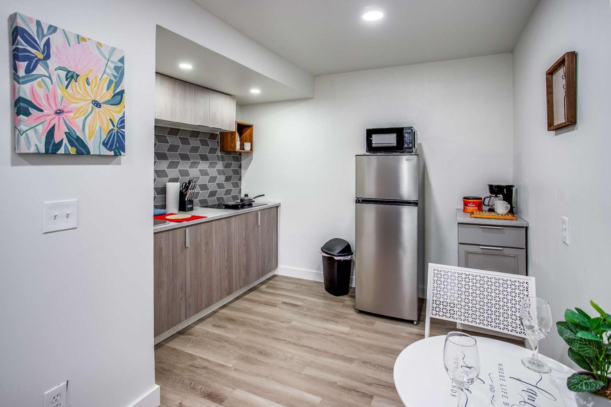 Apartment Newly Renovated Bright