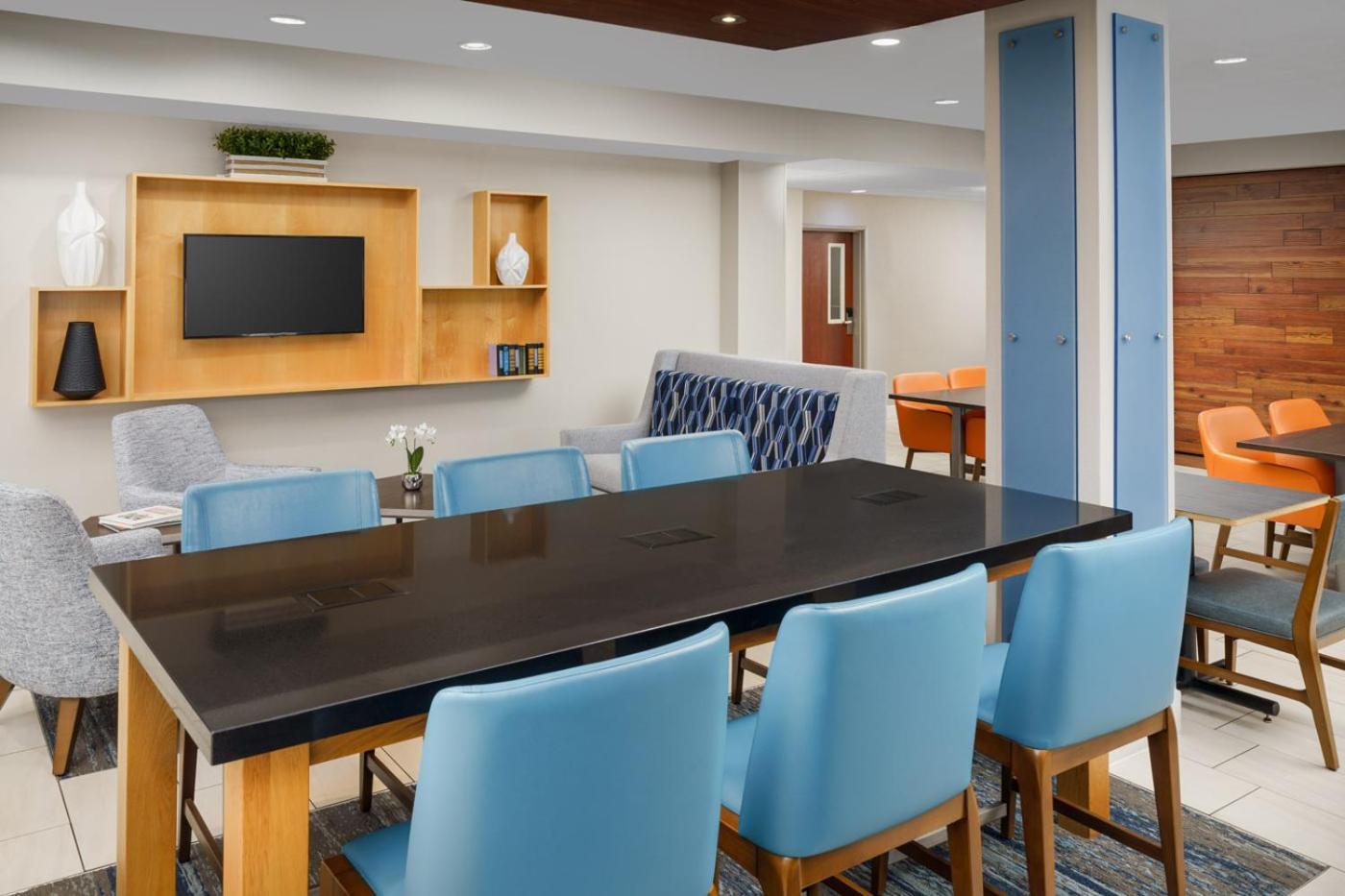 Hotel Express Irondequoit By Ihg Rochester