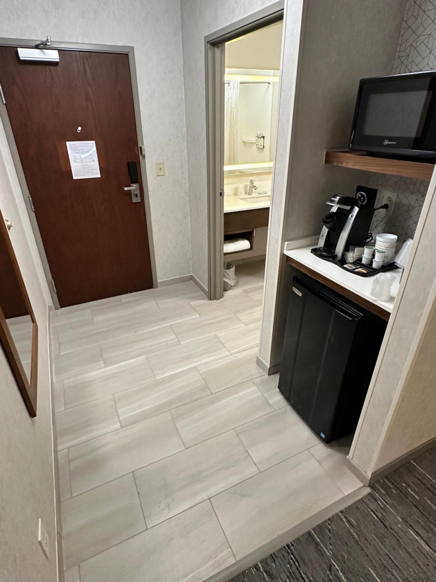 Express Irondequoit By Ihg Hotel Rochester