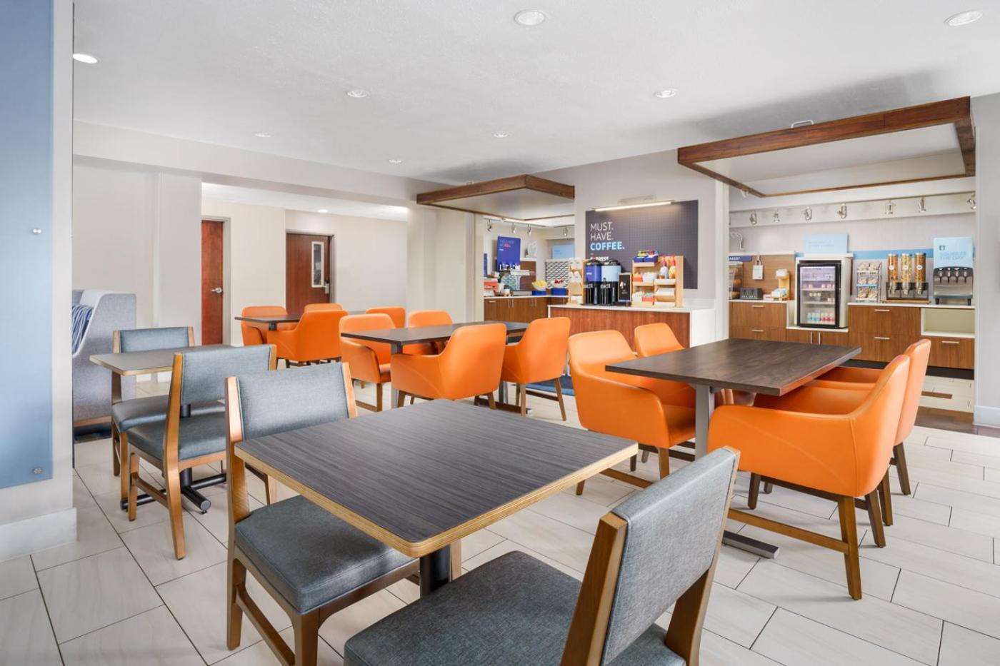 Hotel Express Irondequoit By Ihg