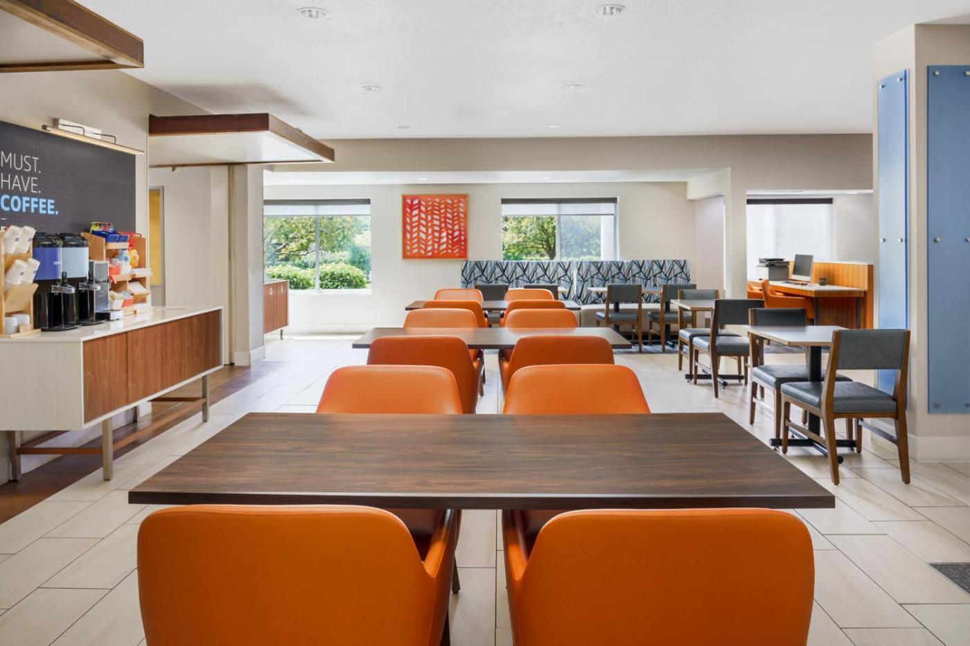 Express Irondequoit By Ihg Hotel 2*