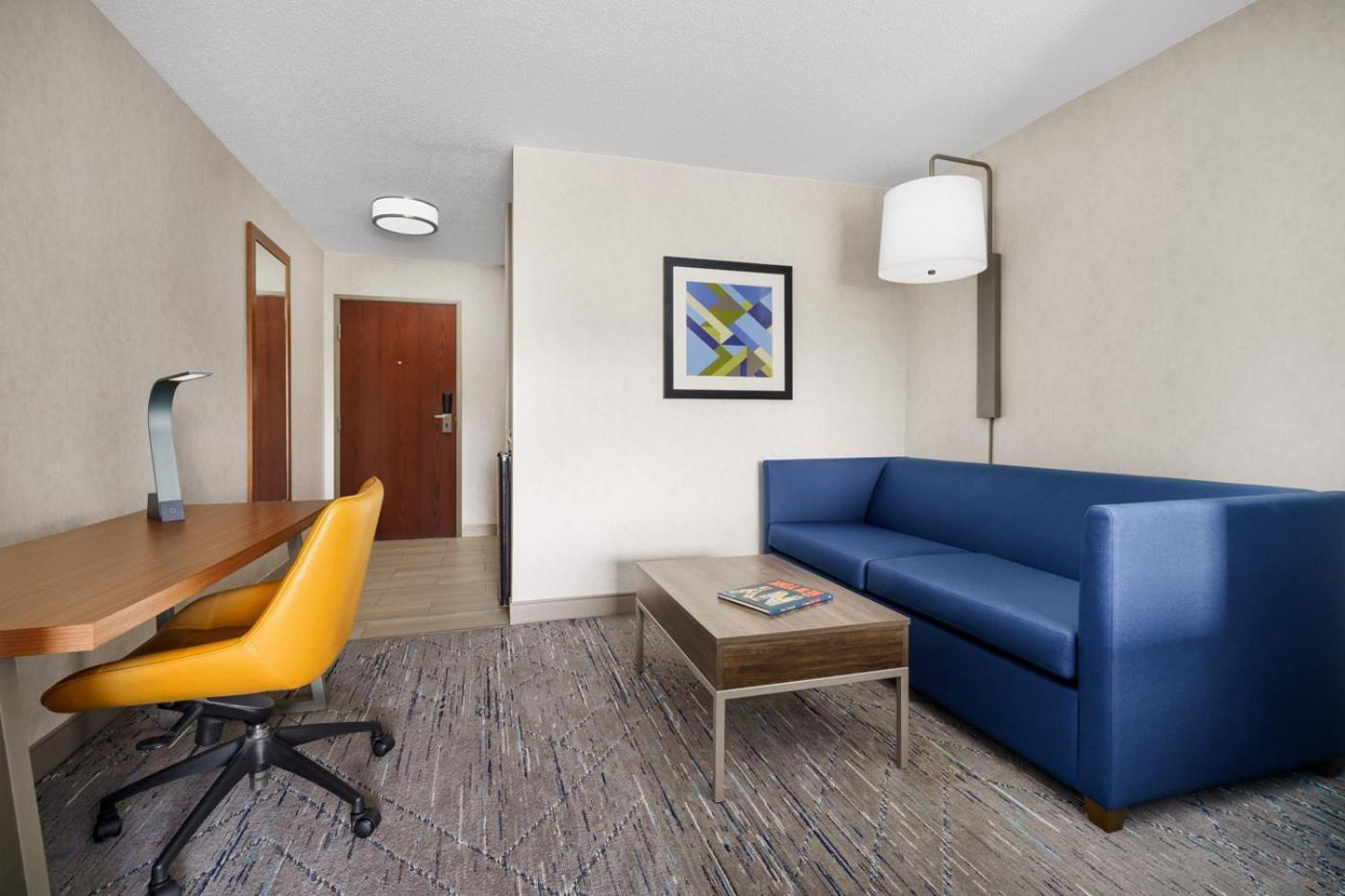 Express Irondequoit By Ihg 2*