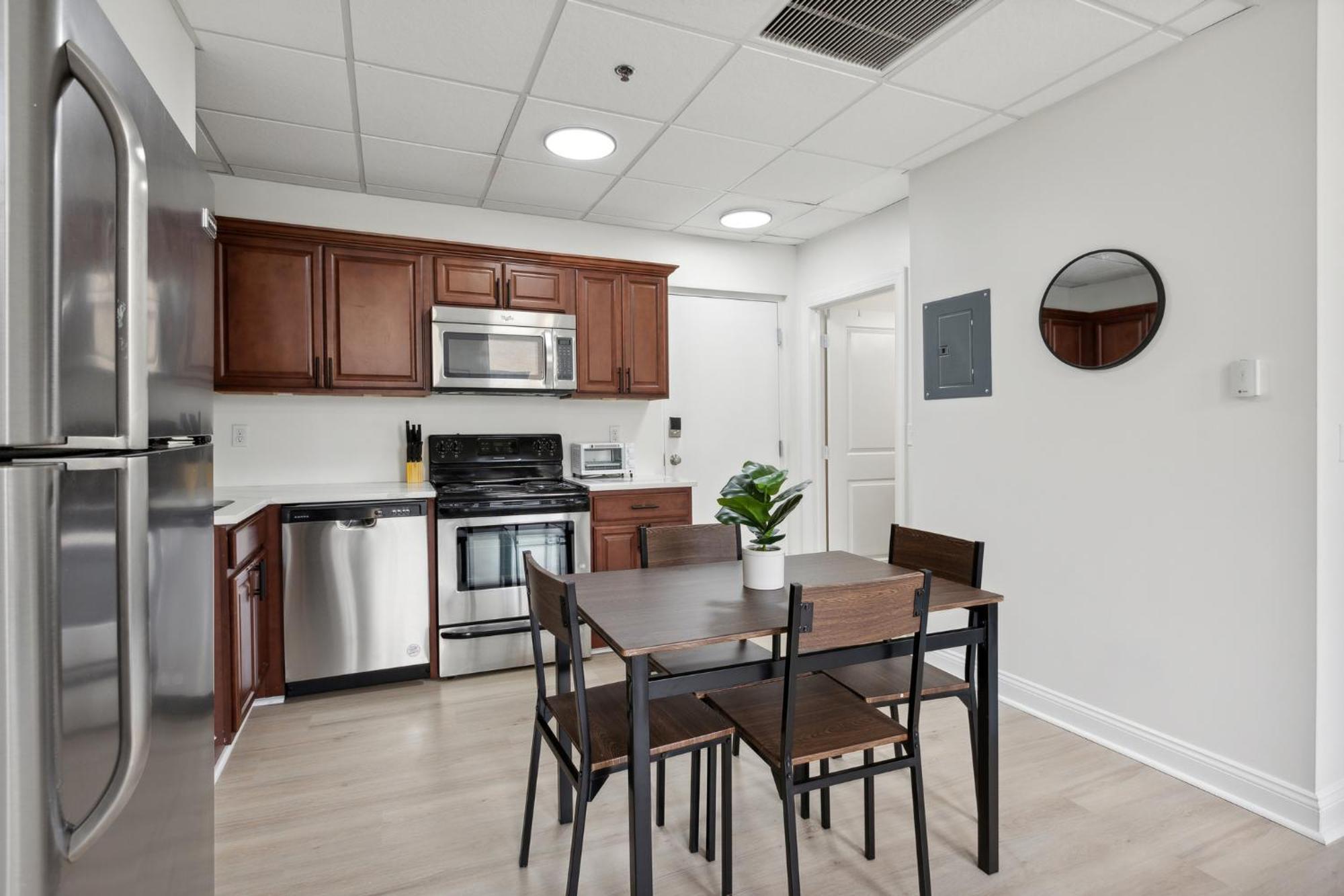 Apartment East 225 I Modern In Downtown