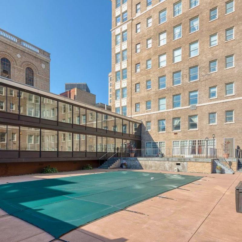 Apartment East 419i Modern I Pool I Gym Rochester