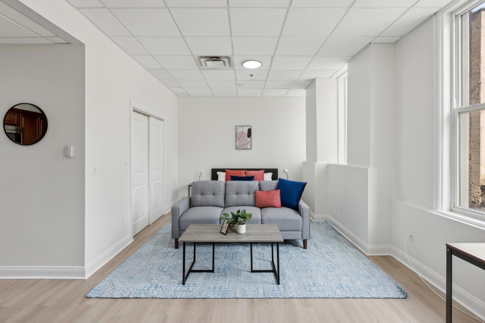 East 225 I Modern In Downtown Rochester