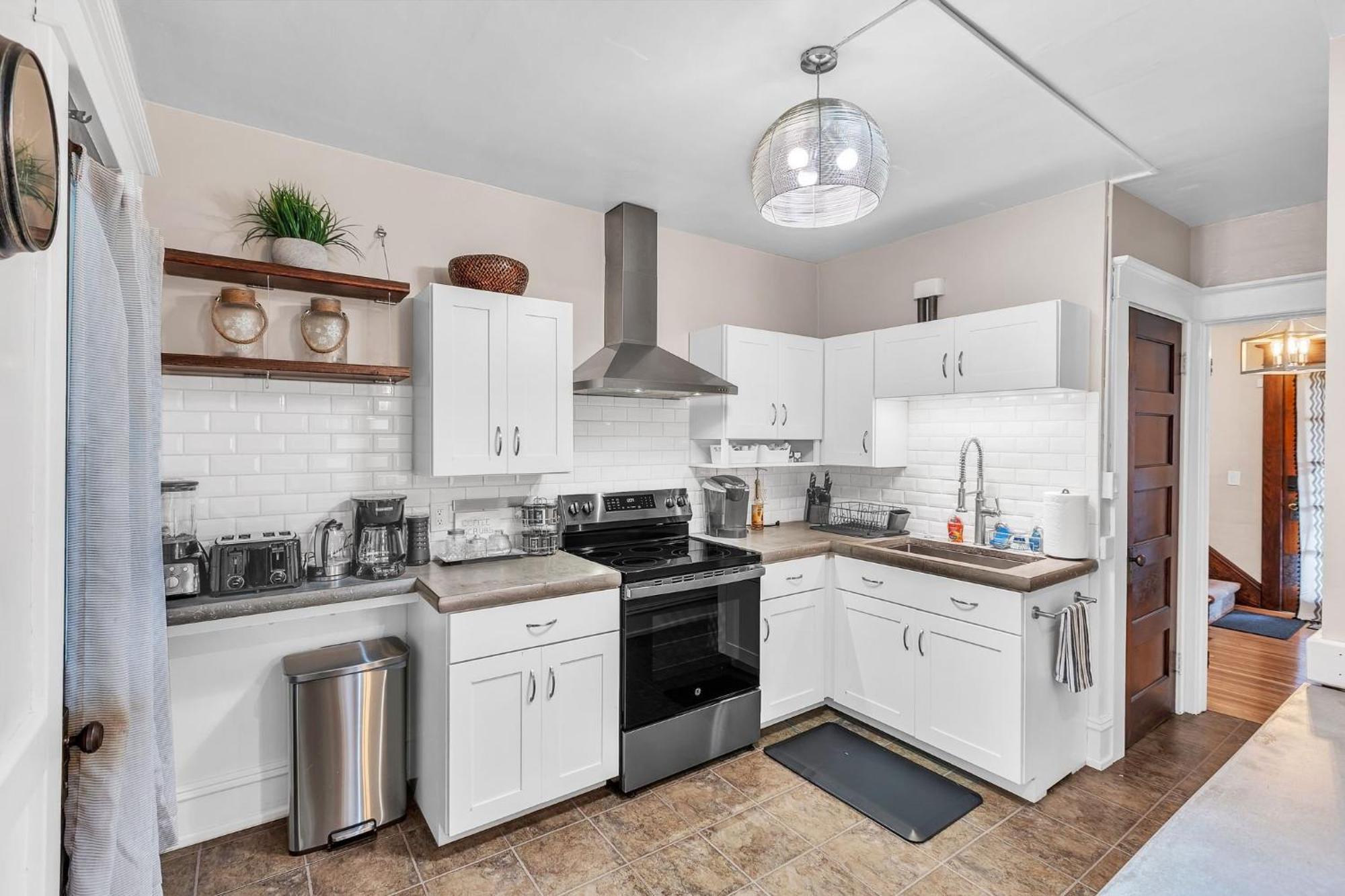 Holiday home Charming Family Retreat- Cozy Comfort Awaits You! Rochester