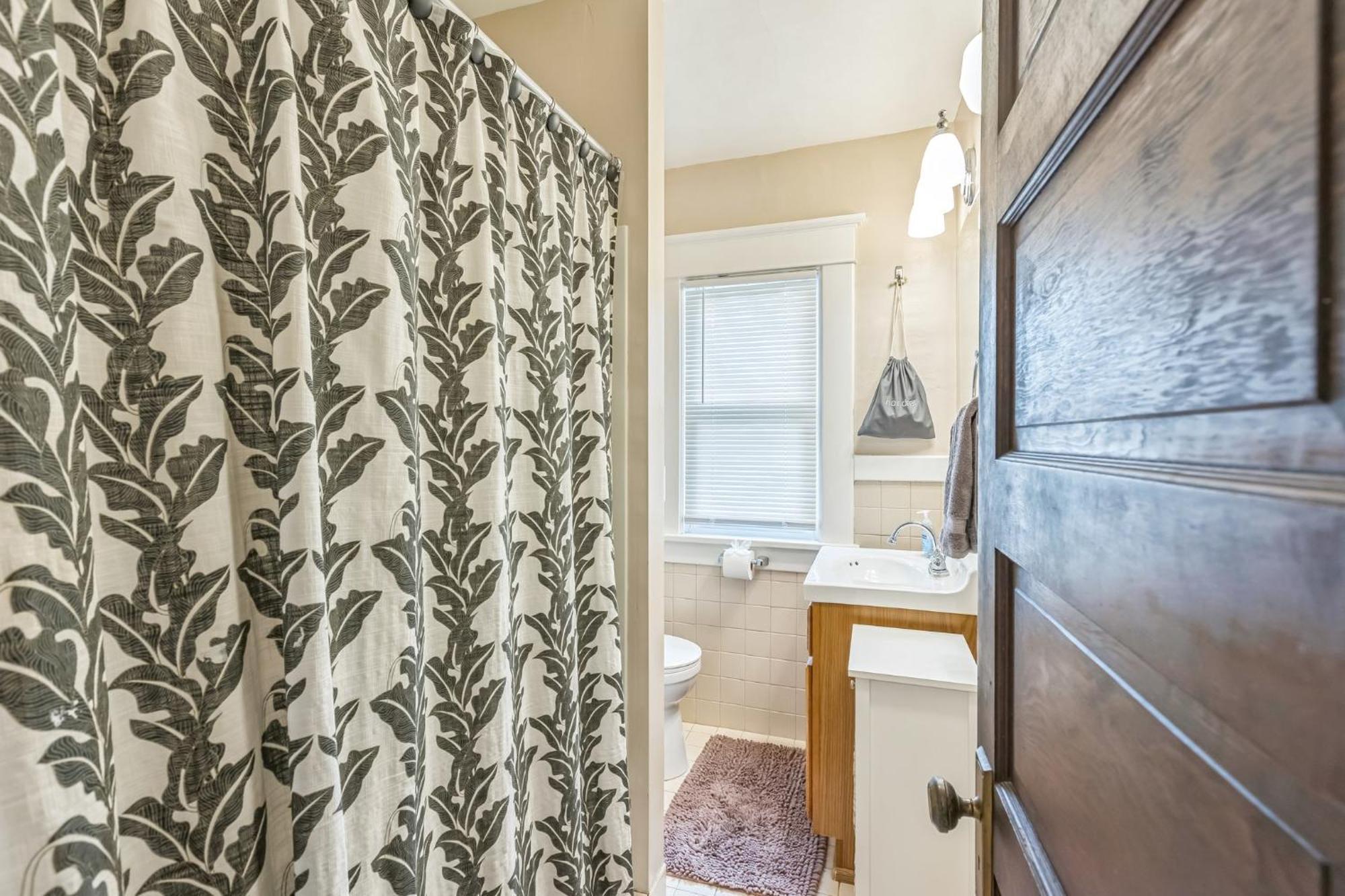 Holiday home Charming Family Retreat- Cozy Comfort Awaits You! Rochester