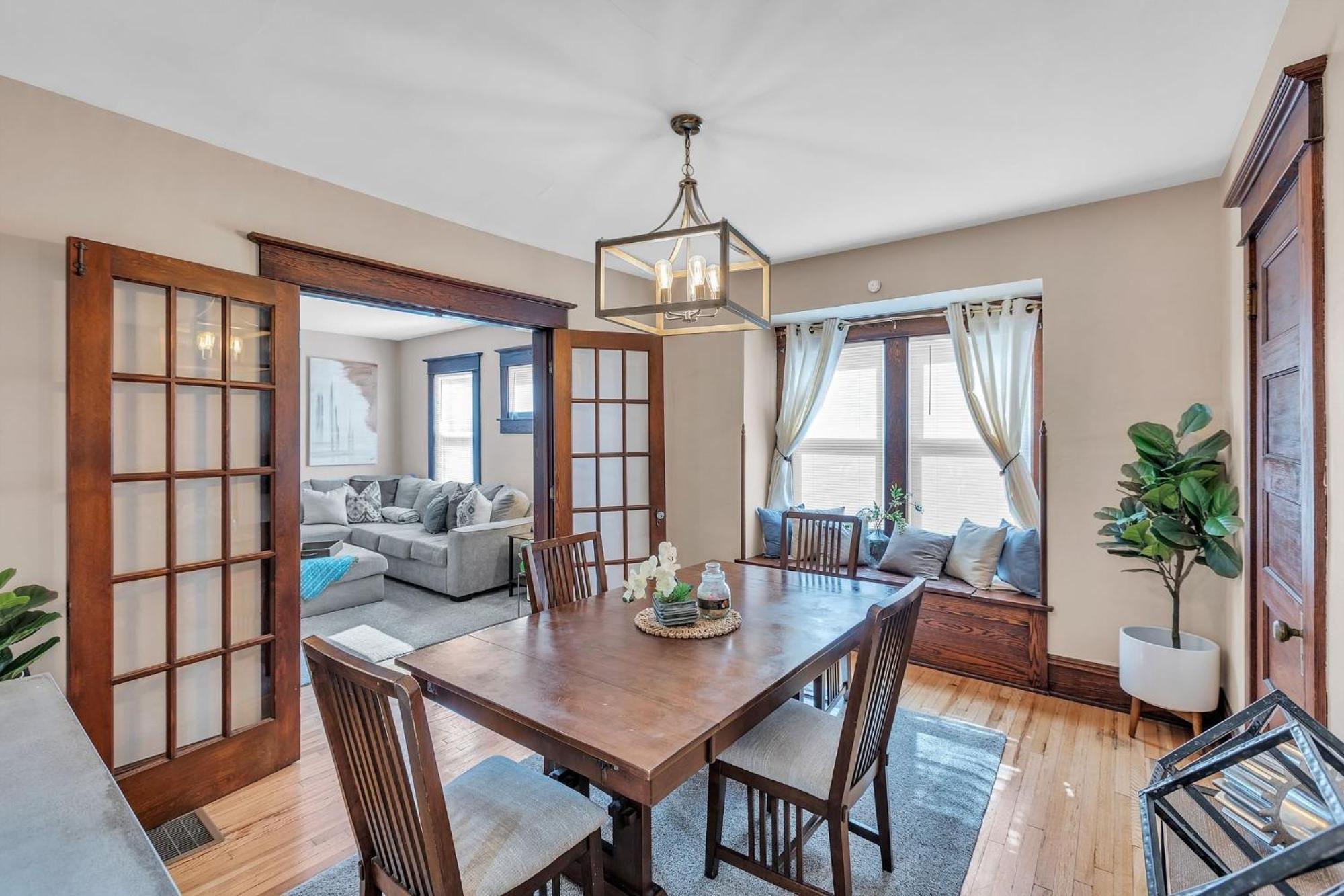 Holiday home Charming Family Retreat- Cozy Comfort Awaits You! *