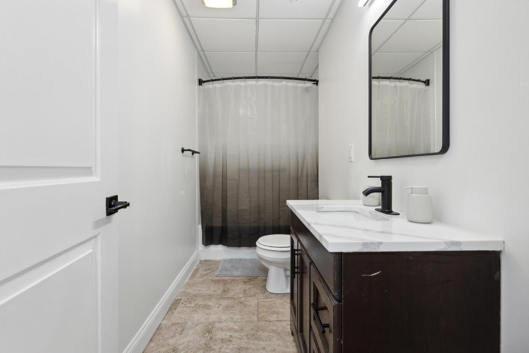 Apartment East 225 I Modern In Downtown