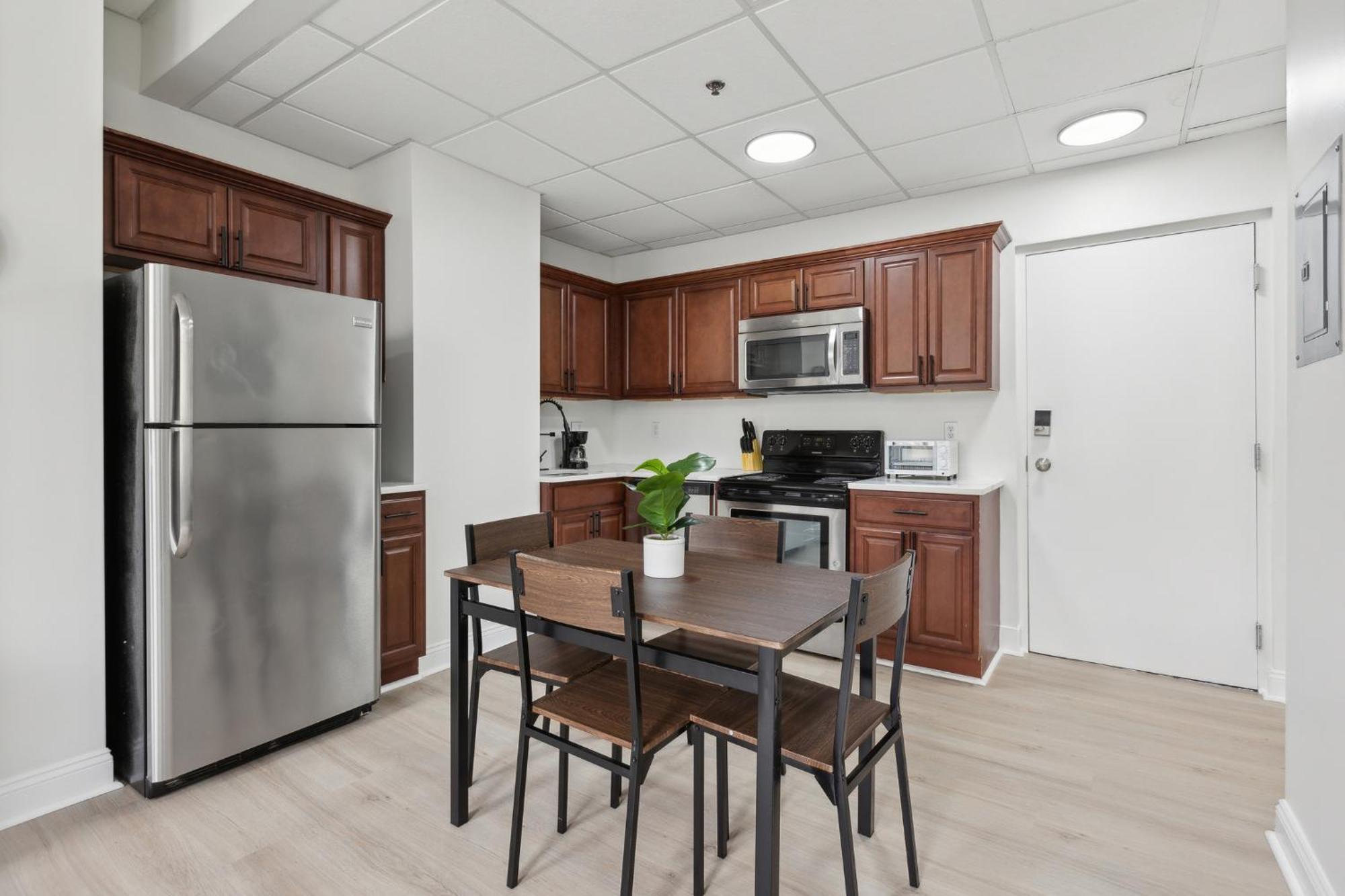 Apartment East 225 I Modern In Downtown *