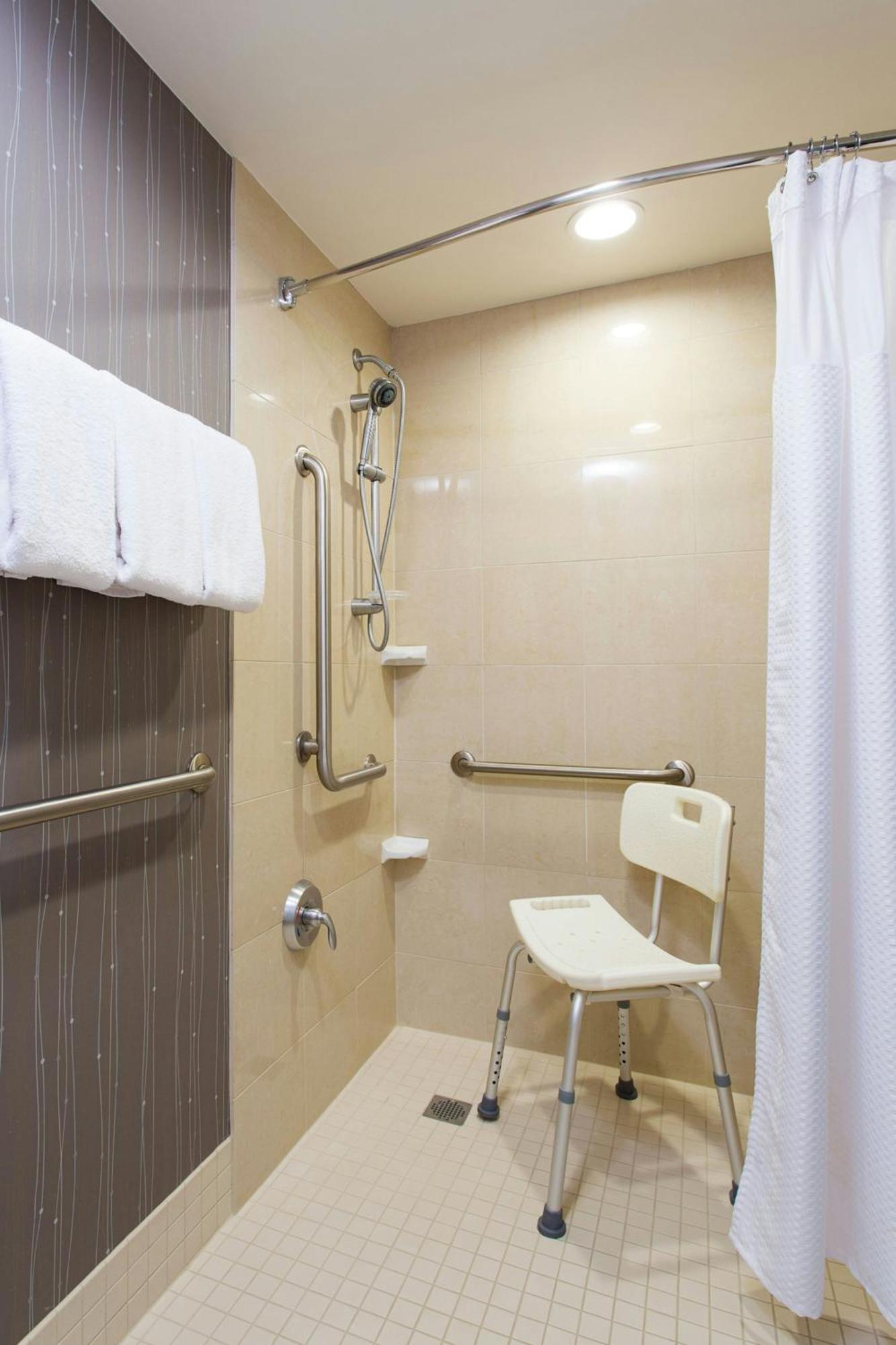 Courtyard Brighton 3* Rochester