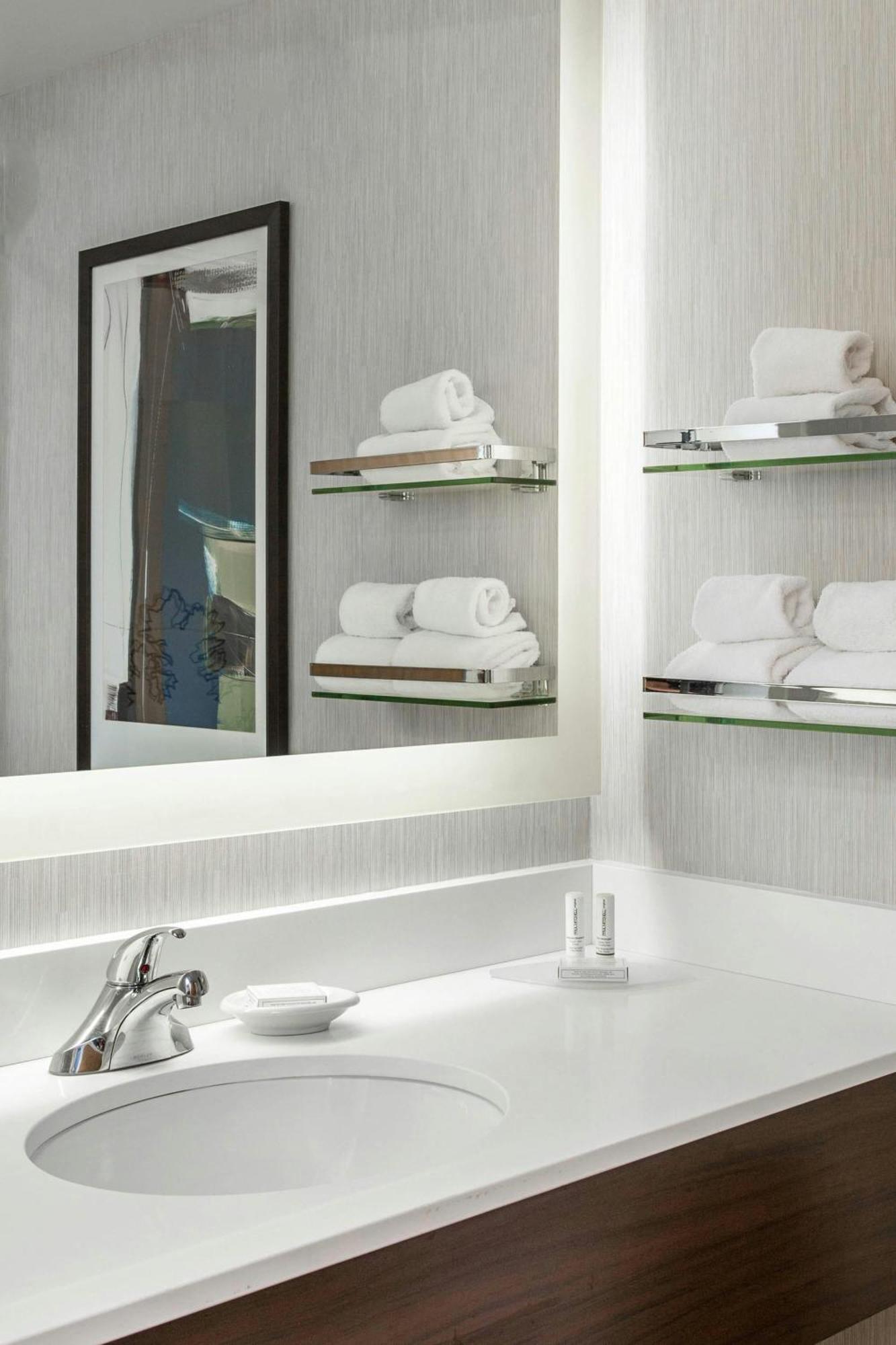 By Marriott West Greece Hotel Rochester