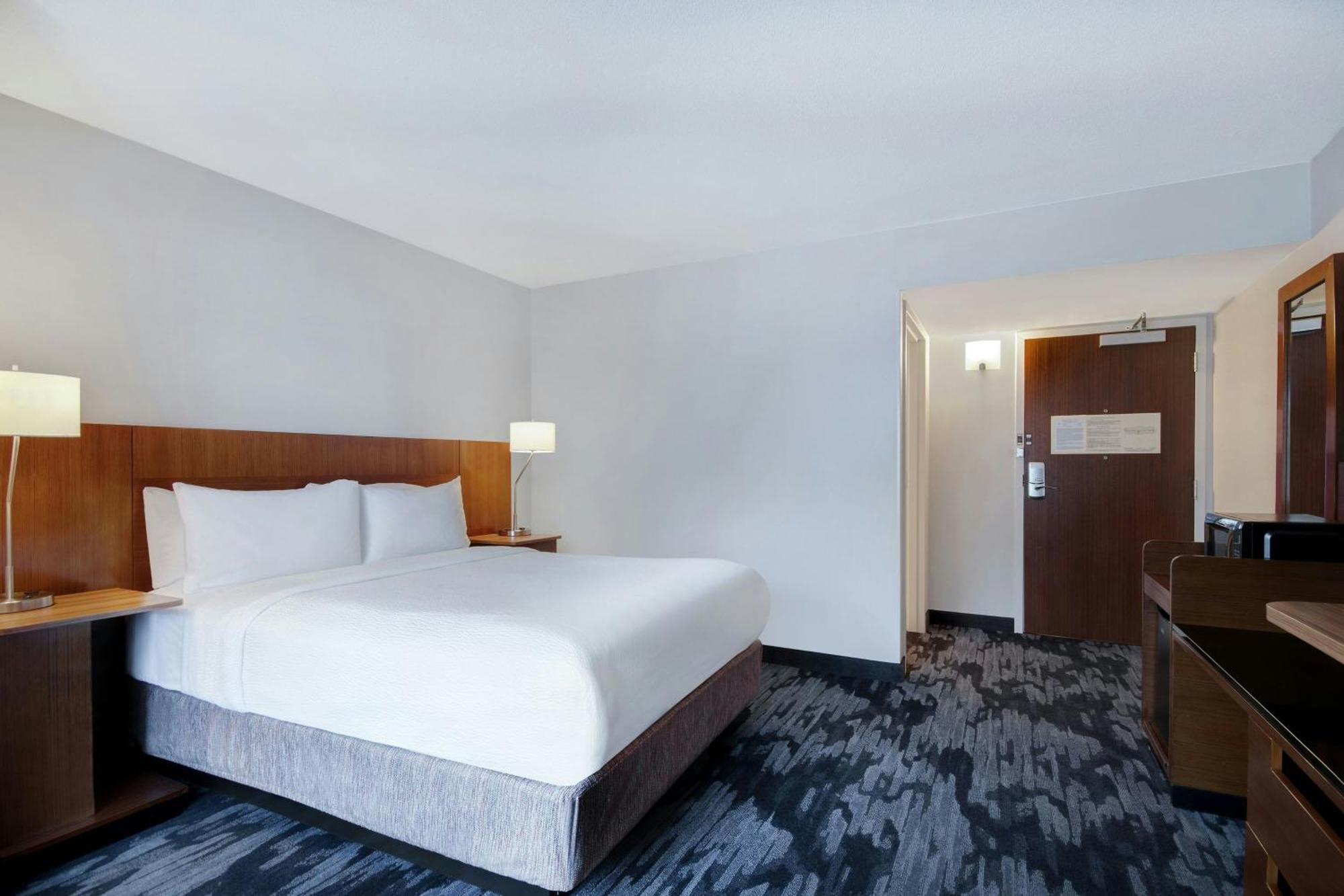 Fairfield And By Marriott West/greece
