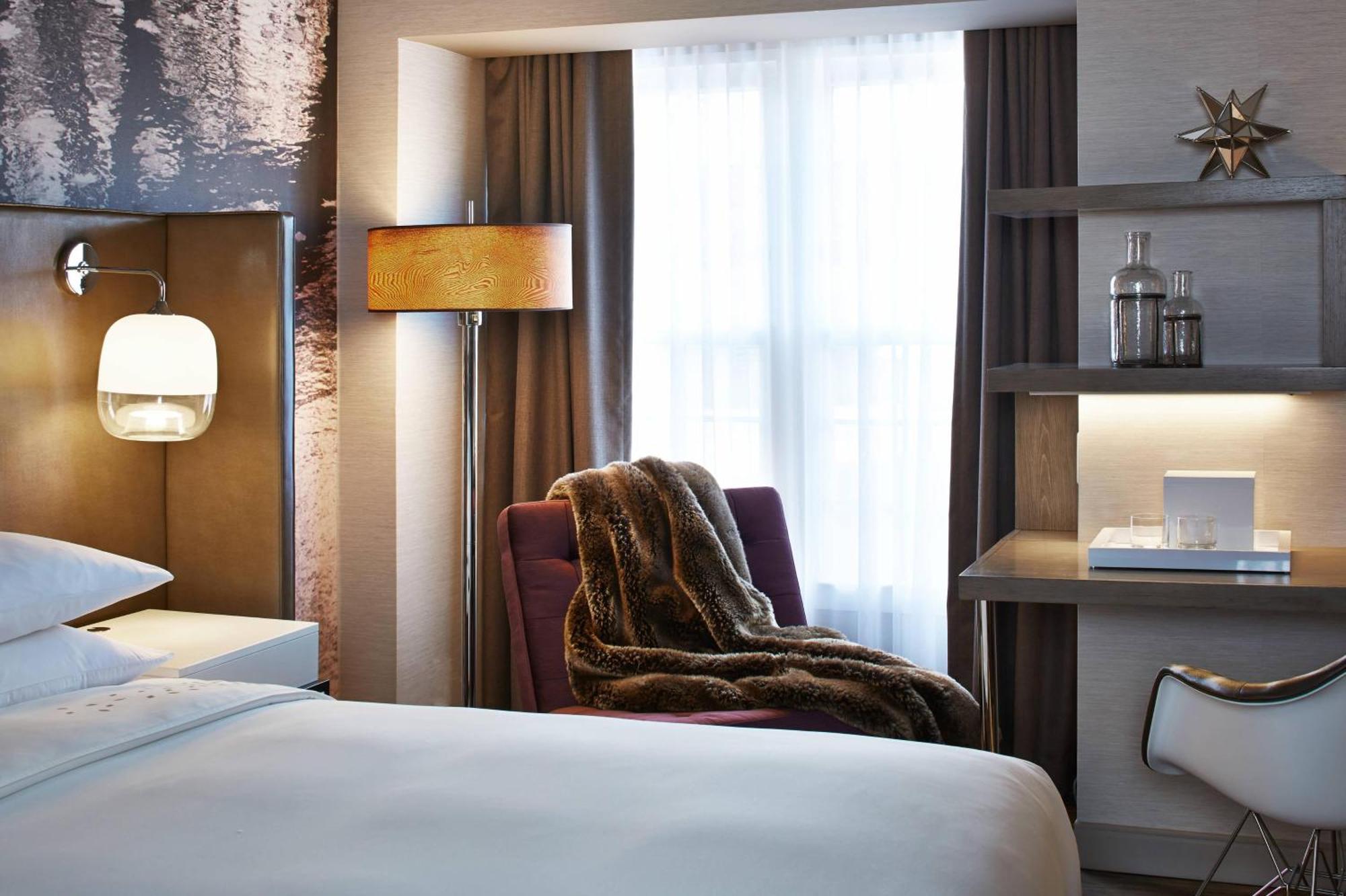 The Del Monte Renaissance & 4*